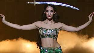 Nora Fatehi का तलवार डांस काश हमारी जिंदगी पर लटकी तलवार का ख़ौफ़ दूर कर दे!