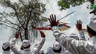 राजनीतिक दलों की पॉलिटिकल फंडिंग का काला अध्याय जनाधार को नष्ट कर गया राजनीतिक दलों की पॉलिटिकल फंडिंग का काला अध्याय जनाधार को नष्ट कर गया