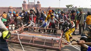 Farmers Violence Protest: दिल्ली में हिंसा हुई तो कंगना रनौत बधाई क्यों देने लगीं? Farmers Violence Protest: दिल्ली में हिंसा हुई तो कंगना रनौत बधाई क्यों देने लगीं?
