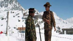 भारत-चीन सीमा विवाद: सिक्किम में सैनिकों की झड़प, जानिए इससे जुड़ी जरूरी बातें भारत-चीन सीमा विवाद: सिक्किम में सैनिकों की झड़प, जानिए इससे जुड़ी जरूरी बातें