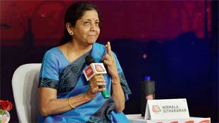 Union Budget 2021: कोरोना की मार से जूझ रहे बॉलीवुड को बजट से उम्मीदें, क्या खरी उतरेगी सरकार? Union Budget 2021: कोरोना की मार से जूझ रहे बॉलीवुड को बजट से उम्मीदें, क्या खरी उतरेगी सरकार?