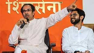 बंगाल के महायुद्ध में शिवसेना की इंट्री का मतलब है चुनाव रोमांचक है! बंगाल के महायुद्ध में शिवसेना की इंट्री का मतलब है चुनाव रोमांचक है!