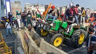 दिल्ली शहर में म्हारो ट्रैक्टरो जो घुम्यो, हां घुम्यो!