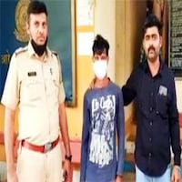 फरार हिस्ट्रीशीटर का चैलेंज... कानून के हाथ होते हैं , और अपराधी के पैर! फरार हिस्ट्रीशीटर का चैलेंज... कानून के हाथ होते हैं , और अपराधी के पैर!
