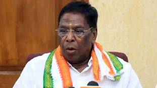 Puducherry Political Crisis: पुद्दुचेरी में क्यों गिर गई कांग्रेस की नारायण सामी सरकार?