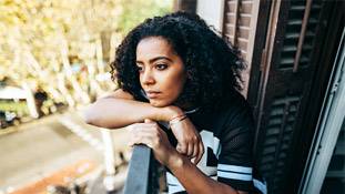 महिलाओं को लेकर अक्सर ही लोग इन 5 झूठी बातों पर करते हैं भरोसा...