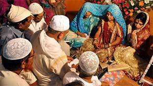 डीजे, डांस, आतिशबाजी वाली शादी बायकॉट करने वाले काजी 5 जरूरी बातें नजरअंदाज कर गए! डीजे, डांस, आतिशबाजी वाली शादी बायकॉट करने वाले काजी 5 जरूरी बातें नजरअंदाज कर गए!