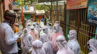 करोना से जंग: खुद को ऑब्जर्व करें, अगर ये लक्षण हैं तो तुरंत उठाए कदम