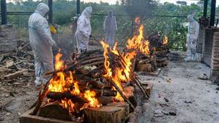 कोविड अस्पताल से श्मशान घाट तक लूट ही लूट, रोक कब लगाएगा 'सिस्टम'?