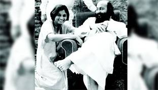 Searching for Sheela Netflix documentry: ओशो और शीला के लव, सेक्स और धोखे की आध्यात्मिक कहानी! Searching for Sheela Netflix documentry: ओशो और शीला के लव, सेक्स और धोखे की आध्यात्मिक कहानी!