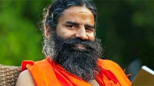 Baba Ramdev vs IMA: कोरोना इलाज के नाम पर हुई मनमानी का जवाब कौन देगा?