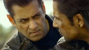 सलमान खान की Radhe को मिला IPL बंद होने का सीधा फायदा!