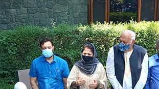 महबूबा मुफ्ती समझ लें कि भारत के लिए पाकिस्तान और तालिबान में फर्क क्या है! महबूबा मुफ्ती समझ लें कि भारत के लिए पाकिस्तान और तालिबान में फर्क क्या है!