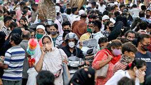 केरल में कोरोना की 'तीसरी लहर' आई, जानिये ये किसे दिखाई नहीं दे रही है