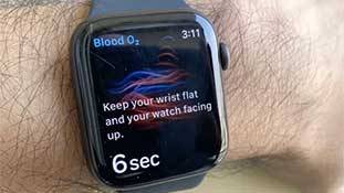 तकनीक ख़ुदा है और 'श्री गणेश' Apple की Apple Watch ने किया है! तकनीक ख़ुदा है और 'श्री गणेश' Apple की Apple Watch ने किया है!