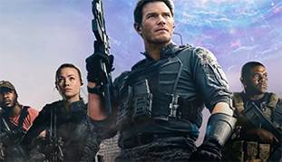 The Tomorrow War Review: युद्ध के शोर में दबी बाप-बेटी की भावुक दास्तान!