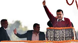 केजरीवाल का सॉफ्ट हिंदुत्व क्या यूपी में 'खेला' कर पाएगा?