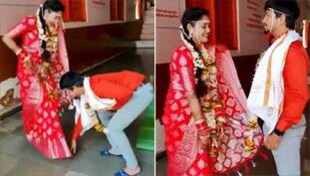 दूल्हे ने दुल्हन का पैर छूकर लिया आशीर्वाद, पत्नी को पैर की जूती समझने वाले क्या कहेंगे? दूल्हे ने दुल्हन का पैर छूकर लिया आशीर्वाद, पत्नी को पैर की जूती समझने वाले क्या कहेंगे?