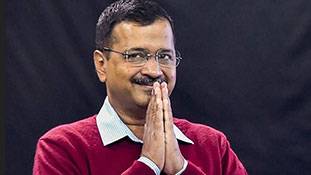 दिल्ली के 'आम आदमी' अरविंद केजरीवाल यूपी जाकर हिंदू और पंजाब में सिख बन गए! दिल्ली के 'आम आदमी' अरविंद केजरीवाल यूपी जाकर हिंदू और पंजाब में सिख बन गए!