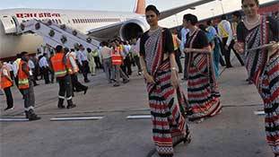 एयर इंडिया टाटा के सुपुर्द, अब बारी हवाई अड्डों के कायाकल्प की