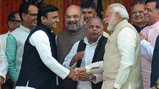 कारसेवकों पर गोली चलवाने वाले मुलायम सिंह पर मोदी-योगी का प्रेम क्यों उमड़ता है? कारसेवकों पर गोली चलवाने वाले मुलायम सिंह पर मोदी-योगी का प्रेम क्यों उमड़ता है?