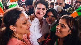 यूपी विधानसभा चुनाव से पहले क्यों क्षेत्रीय दलों से दूरियां बना रही है कांग्रेस? यूपी विधानसभा चुनाव से पहले क्यों क्षेत्रीय दलों से दूरियां बना रही है कांग्रेस?