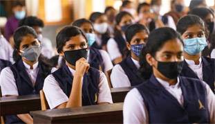 'मजहबी मान्यता' की आड़ में कोविड वैक्सीन न लगवाने वाले शिक्षक सुपर-स्प्रेडर न बन जाएं!