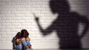 थप्पड़ का मनोविज्ञान: स्मृति ईरानी ने मां के एक थप्पड़ का बखान करके गलती तो नहीं की?