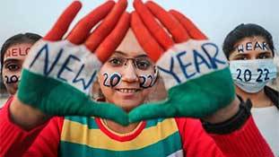 2022 में सर्वाइवल के लिए क्रैश कोर्स, बॉल देख कर ही शॉट लगाना है!