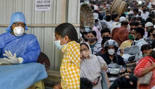 South Africa: जहां Omicron पकड़ में आया, वहीं दो कौड़ी का हो गया South Africa: जहां Omicron पकड़ में आया, वहीं दो कौड़ी का हो गया
