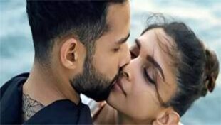 Gehraiyaan Trailer Review: प्रेम, लालसा और तड़प की कहानी में रिश्तों की नई परिभाषा Gehraiyaan Trailer Review: प्रेम, लालसा और तड़प की कहानी में रिश्तों की नई परिभाषा