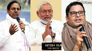 बीजेपी से जूझ रहे नीतीश कुमार को विपक्ष भला क्यों मोहरा बनाना चाहता है?