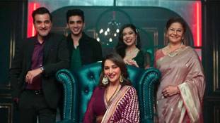 The Fame Game Review: माधुरी दीक्षित के जबरा फैंस के लिए है वेब सीरीज 'द फेम गेम'