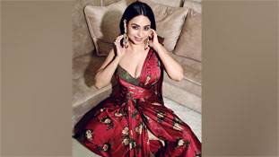 सौंदर्या शर्मा Exclusive: 'जब तक आप नहीं चाहेंगे, आपके साथ कोई गलत नहीं कर सकता'