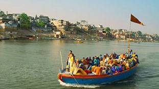 Kesariya song बढ़िया हो ना हो, मगर गंगा और उसके घाटों की ऐसी खूबसूरती पहले कभी नहीं दिखी थी!