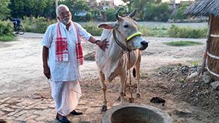 'आजादी के अमृत महोत्सव' के बीच जानिए 102 वर्षीय गुमनाम लोक गायक जंग बहादुर सिंह की दास्तान