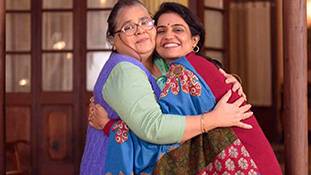 डियर मम्मियों, बेटी को सासू मां के नाम पर डराना बंद कर दो, हर सास विलेन नहीं होती