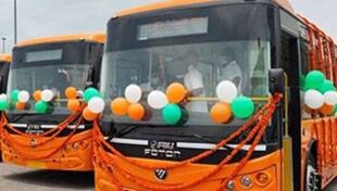 EV Vs ICE : तो क्या इलेक्ट्रिक व्हीकल को लेकर एक बेमतलब का प्रोपेगेंडा फैलाया जा रहा है? EV Vs ICE : तो क्या इलेक्ट्रिक व्हीकल को लेकर एक बेमतलब का प्रोपेगेंडा फैलाया जा रहा है?