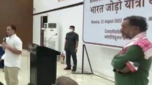 'एक्टिविस्ट' योगेंद्र यादव अब कांग्रेस के लिए 'पिच' तैयार करेंगे!