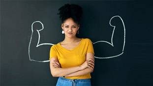 इन 8 आदतों को देखकर पता चलता है, कोई महिला मेंटली स्ट्रांग है या कमजोर