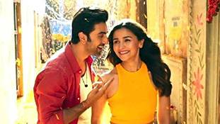 क्या ब्रह्मास्त्र की एडवांस बुकिंग स्कैम है? एक दिन पहले हाउसफुल थे शो, अब ऐसी बुकिंग क्यों नहीं