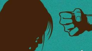 पत्नी ने खाना बनाने में देरी की तो पति ने उसे मार डाला, औरत को सजा देना पुरुष का अधिकार?