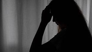 लड़की को 'आइटम' कहना अपमानजनक है, इतनी सी बात समझ क्यों नहीं आती?