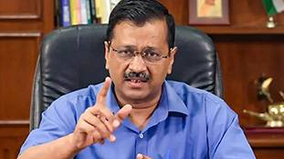 कूड़े के पहाड़ पर अचानक इतना क्यों भड़के केजरीवाल?