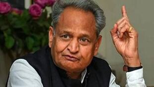 समर्थकों ने जो खेल राजस्थान में किया अशोक गहलोत की फजीहत तो होनी ही थी! समर्थकों ने जो खेल राजस्थान में किया अशोक गहलोत की फजीहत तो होनी ही थी!