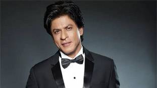 शारजाह से सम्मान लेकर शाहरुख को मुंबई एयरपोर्ट पर बेइज्जती कराने की क्या जरूरत थी?