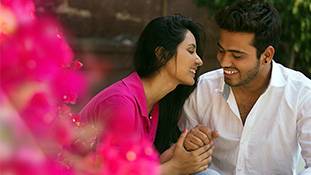 लड़की के फ्रेंडली होने का मतलब आपकी मर्जी में उसकी हां नहीं है