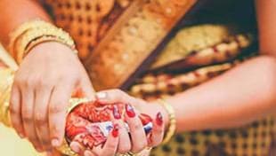 दहेज की जगह उचित शिक्षा की व्यवस्था क्यों नहीं करता समाज? दहेज की जगह उचित शिक्षा की व्यवस्था क्यों नहीं करता समाज?