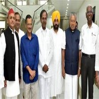 KCR ने केजरीवाल और अखिलेश को साथ लेकर राहुल गांधी को आईना दिखा दिया KCR ने केजरीवाल और अखिलेश को साथ लेकर राहुल गांधी को आईना दिखा दिया