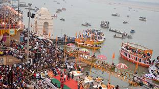 काशी अलग अर्थो में विस्तृत होती जा रही है